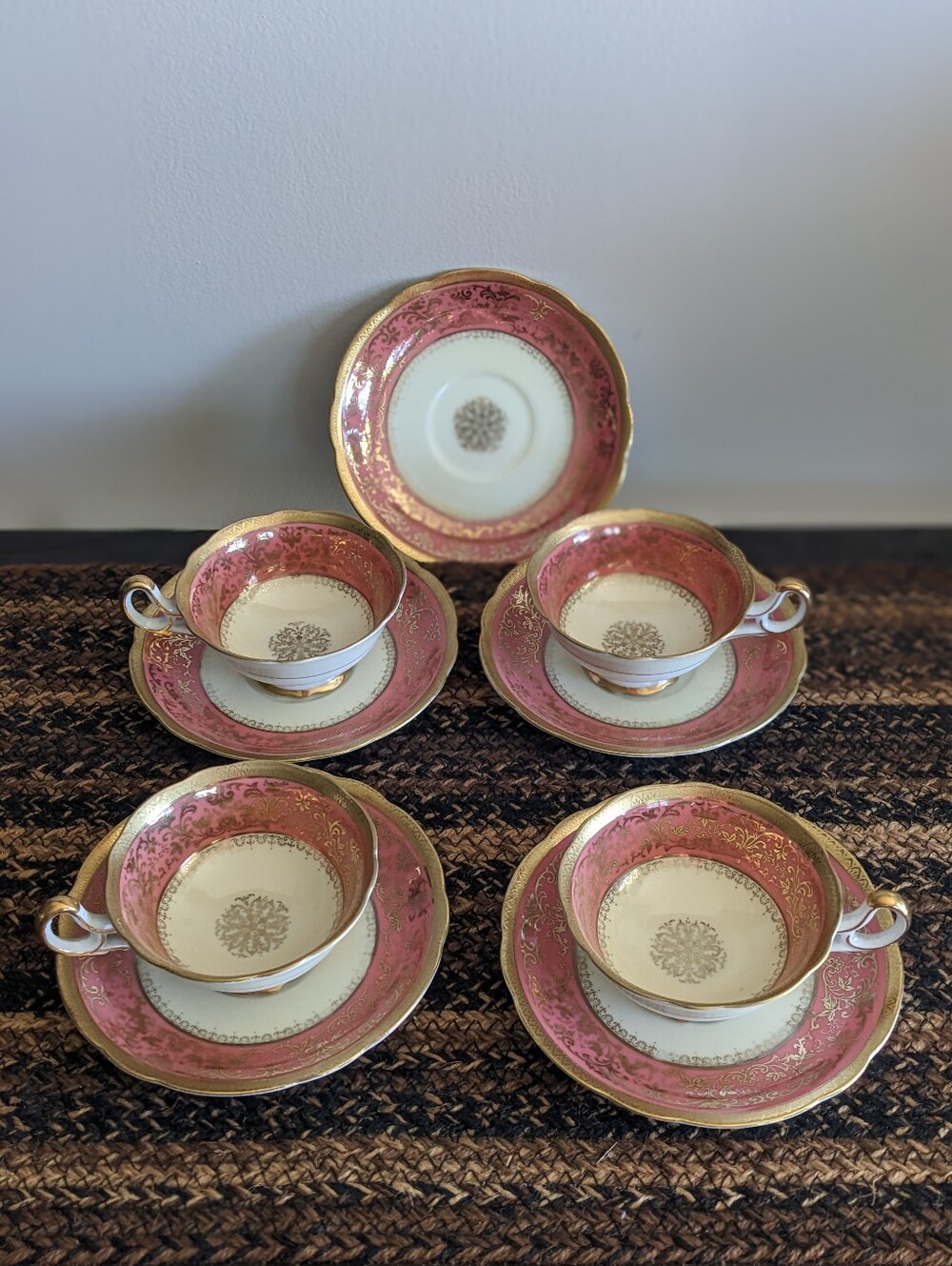 Vintage CDGC Rare PINK GOLD Teacup & Saucer set of 4, 9 Pieces Ornate Japan